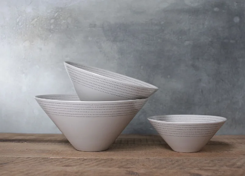 Bria Ceramic Serving Bowl - Grey