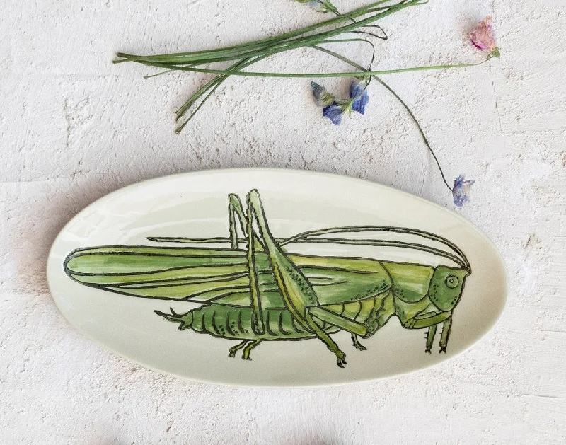 Creative Co-op - Stoneware Plate with Grasshopper